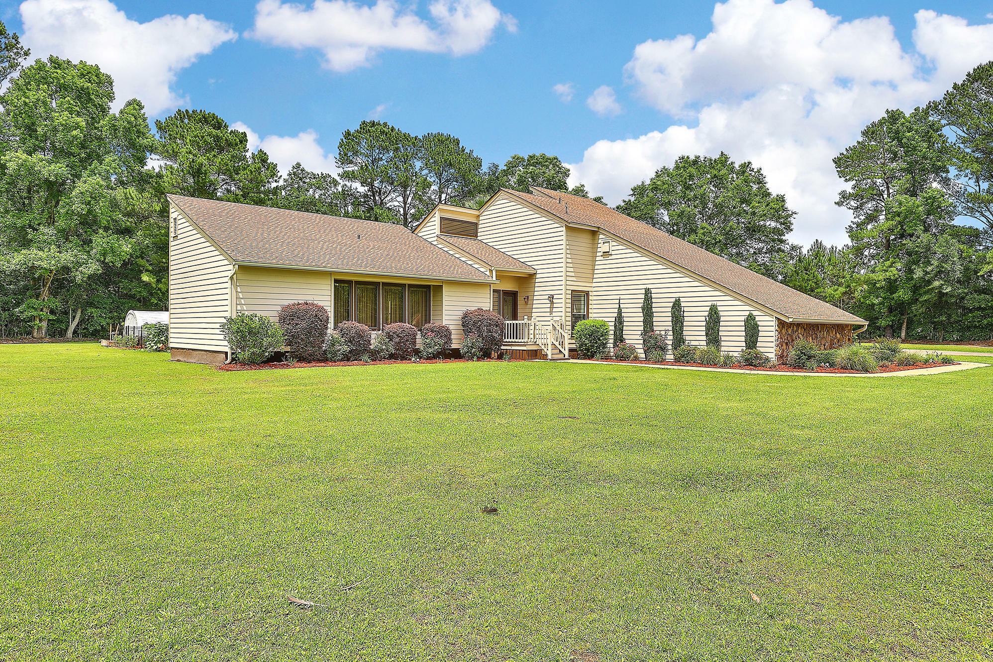 Property Photo:  1760 Central Avenue  SC 29483 