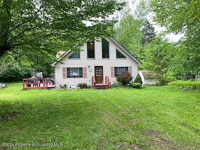 Property Photo: 63 Round Up Trail PA 18424