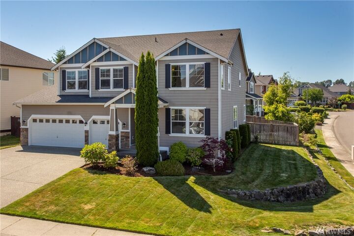Property Photo:  17102 135th Ave E  WA 98374
