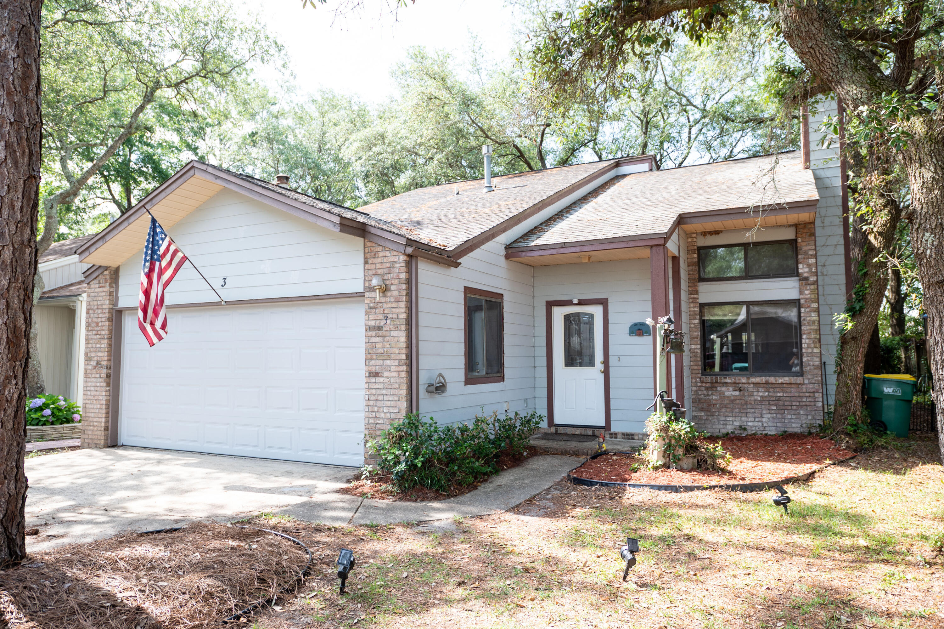 Property Photo: 3 Cedar Ridge Way FL 32578