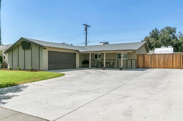 Property Photo:  225 Doyle Avenue  CA 92374 