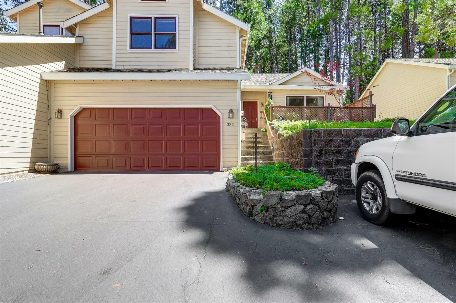 Property Photo: 322 Bridge Way CA 95959