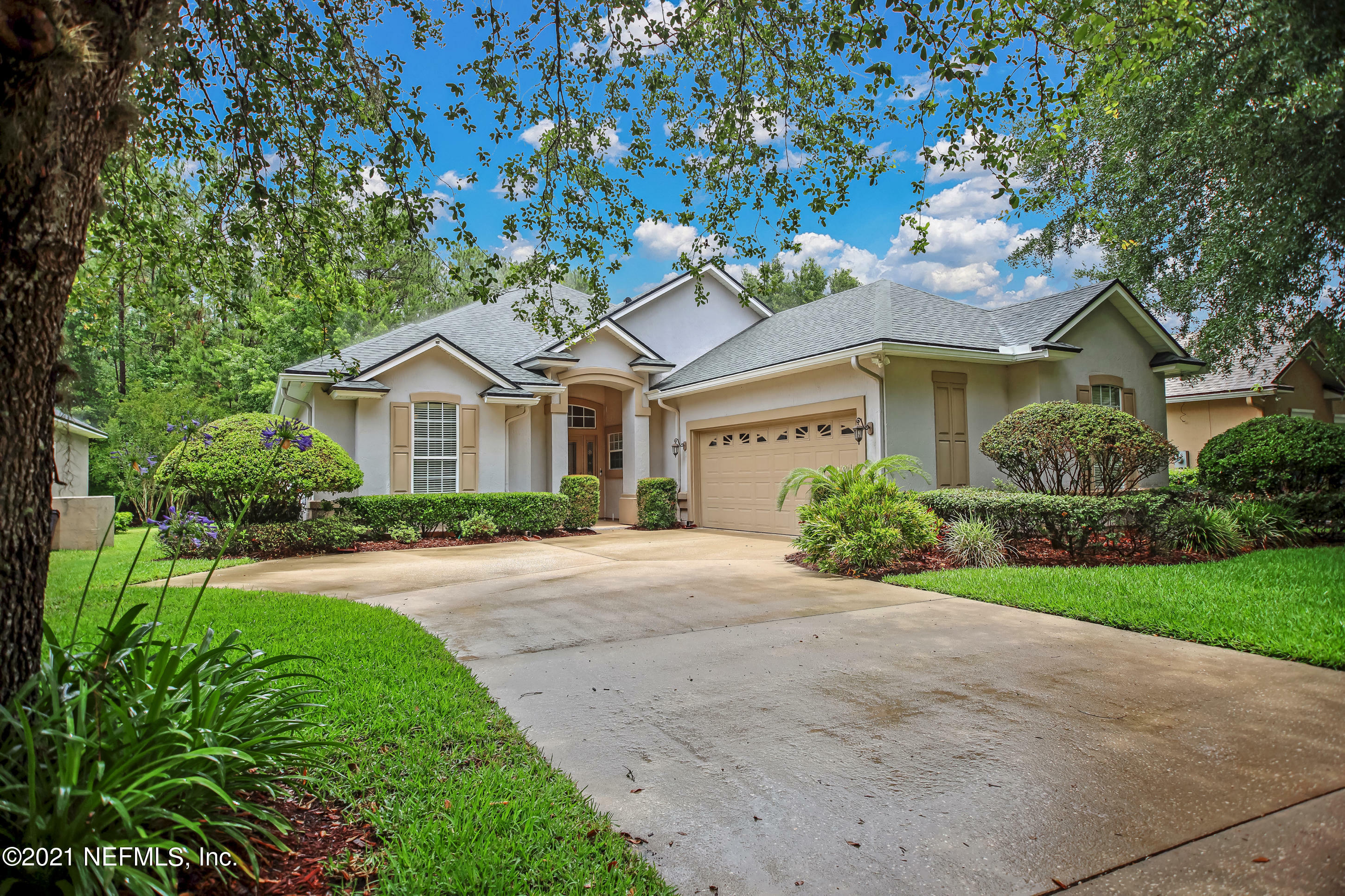 Property Photo:  3824 Paddington Place  FL 32092 