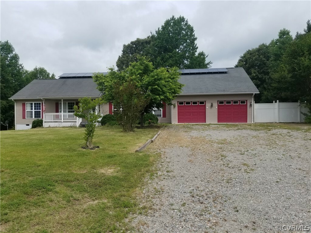 Property Photo:  1587 Saw Mill Road  VA 23901 