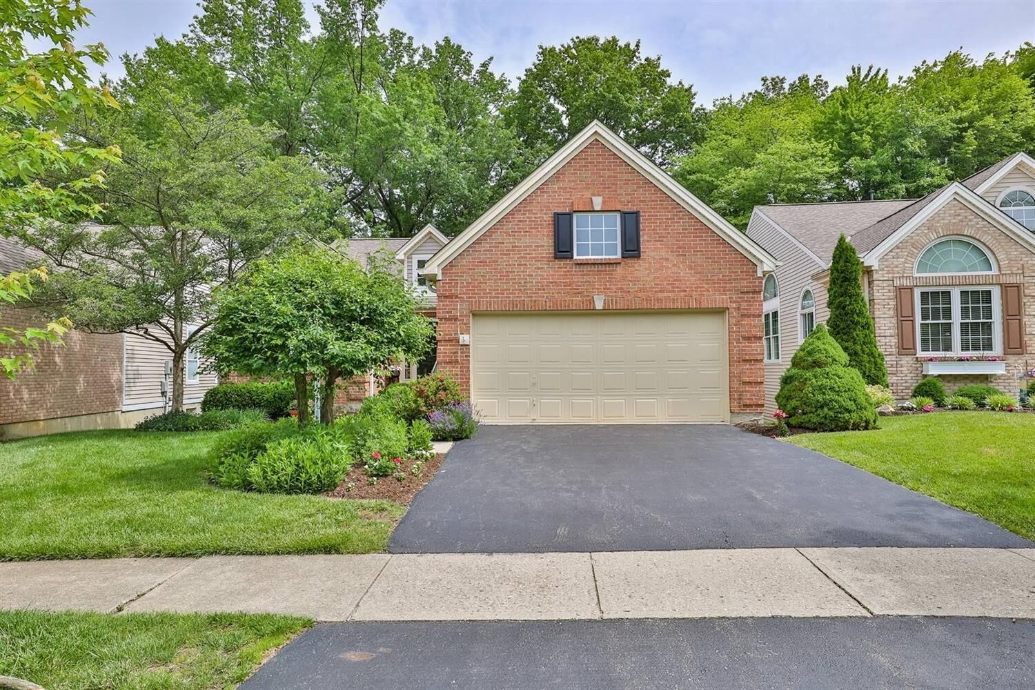 Property Photo: 9441 Carriage Run Cir OH 45140