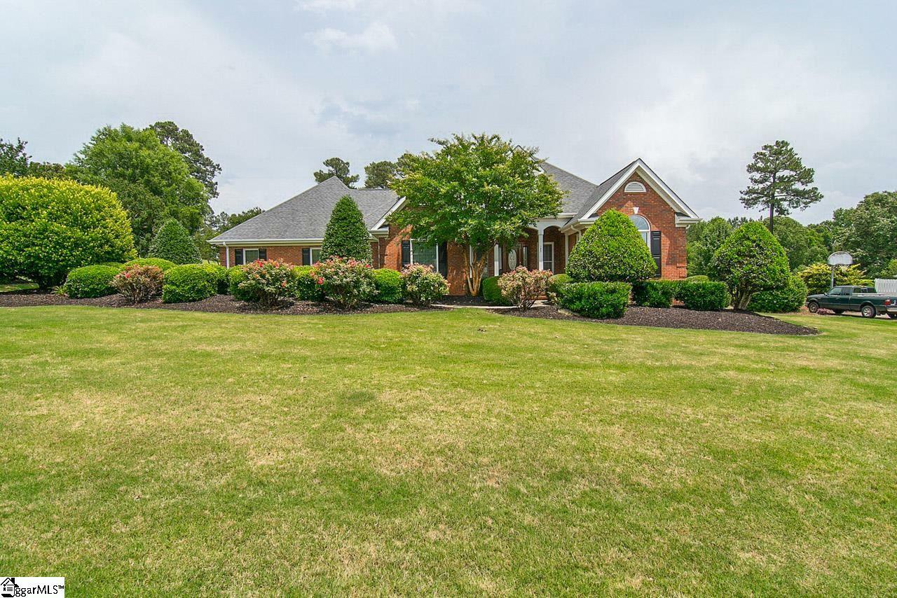 Property Photo:  143 River Falls Drive  SC 29334 