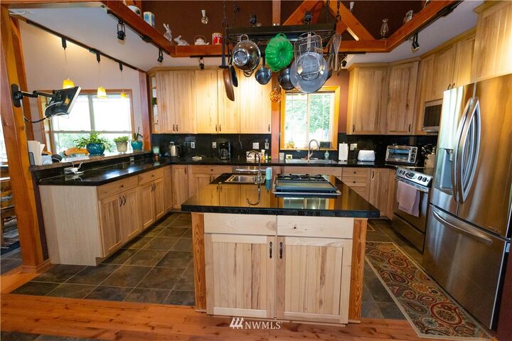 Property Photo:  379  Touchet Road N  WA 99360 