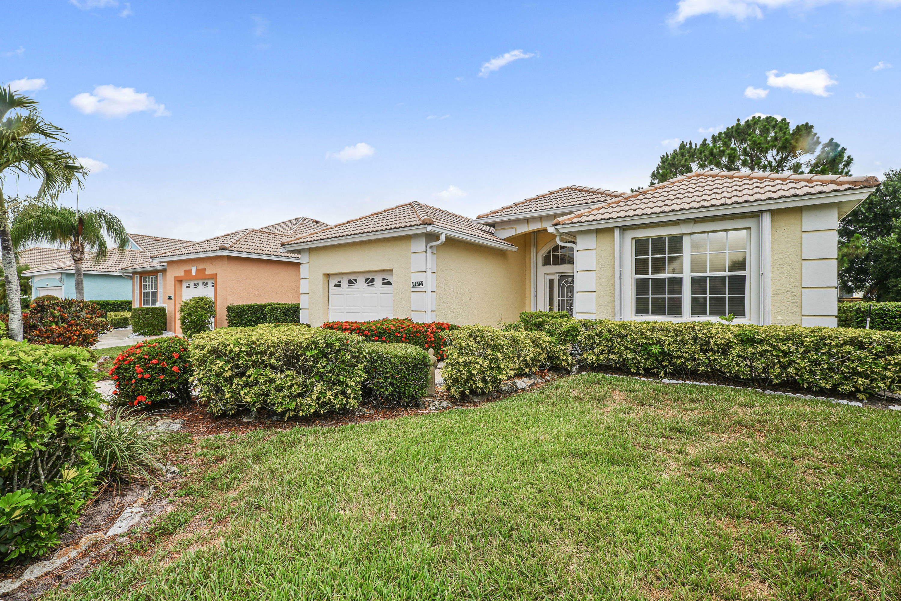 Property Photo:  856 NW Sorrento Lane  FL 34986 