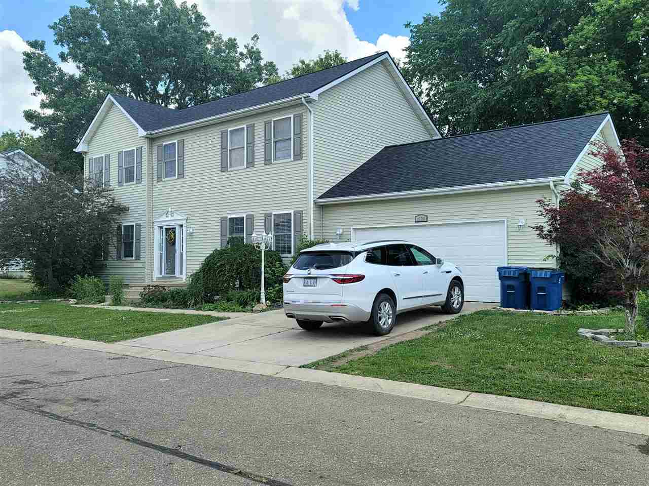 Property Photo:  6128 Fountain View Drive  MI 48473 