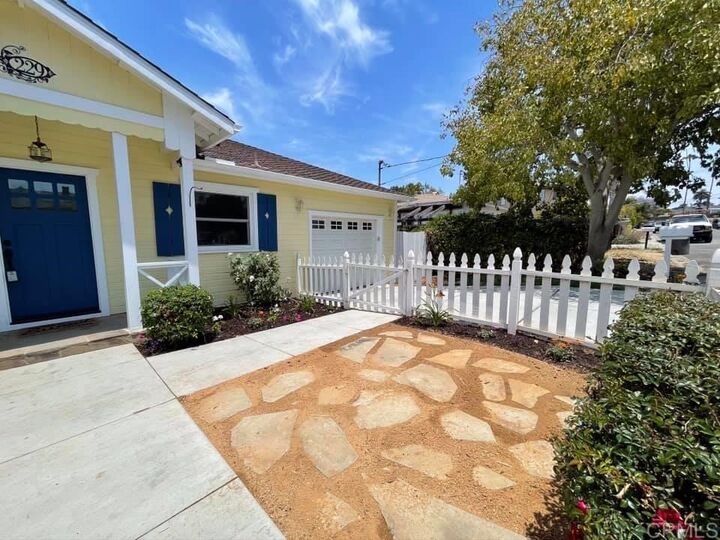 Property Photo: 229 Walsh Street CA 92054