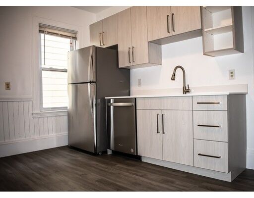 Property Photo: 22 Calvin St 3 MA 02143