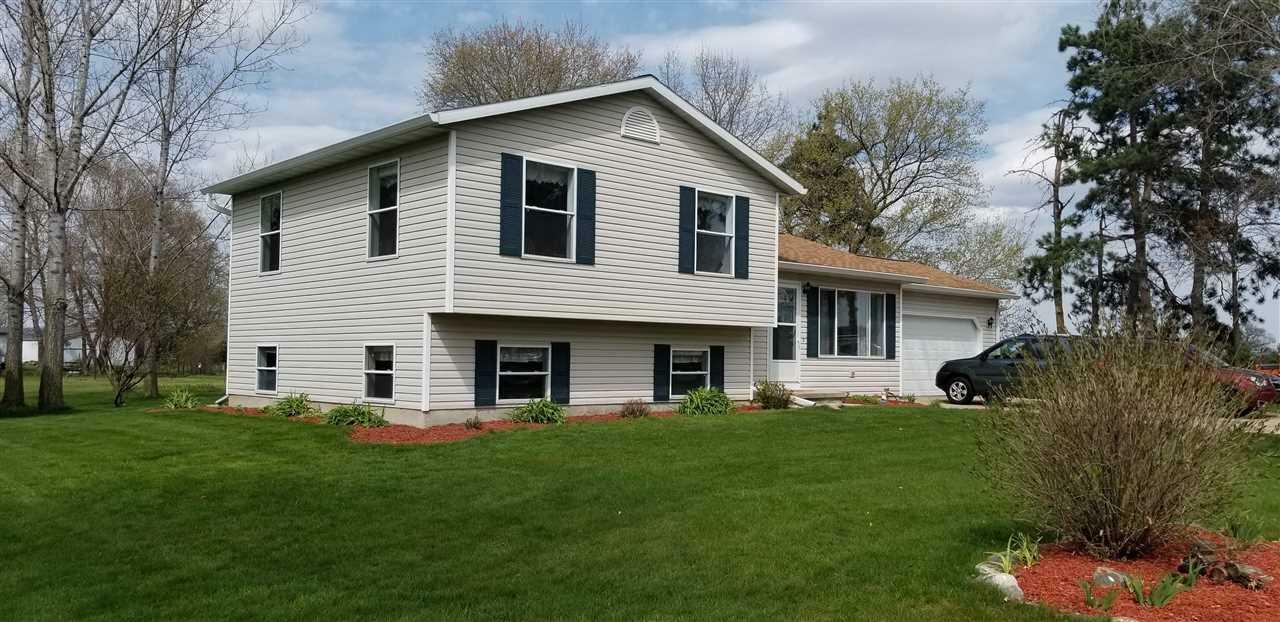 Property Photo:  223 Lois Lane  WI 53503 