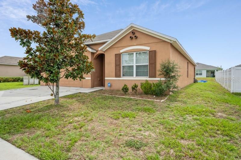 Property Photo:  1772 Van Gogh Drive  FL 33823 