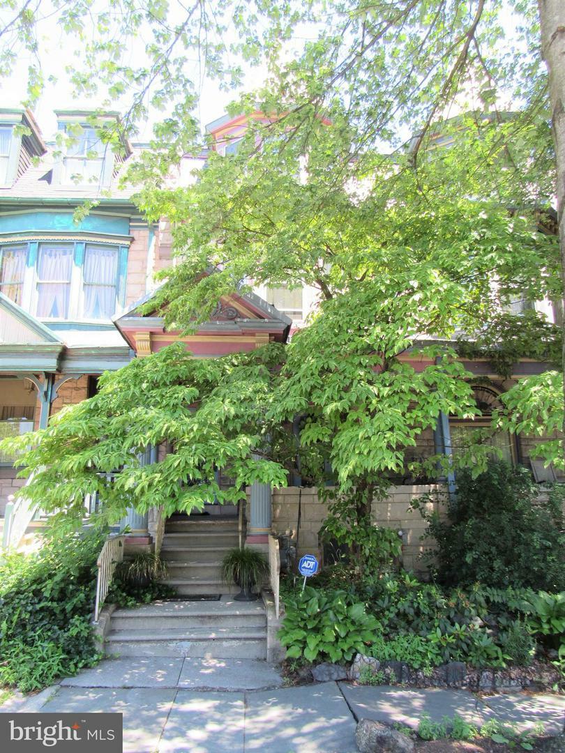 Property Photo: 553 Centre Avenue PA 19601