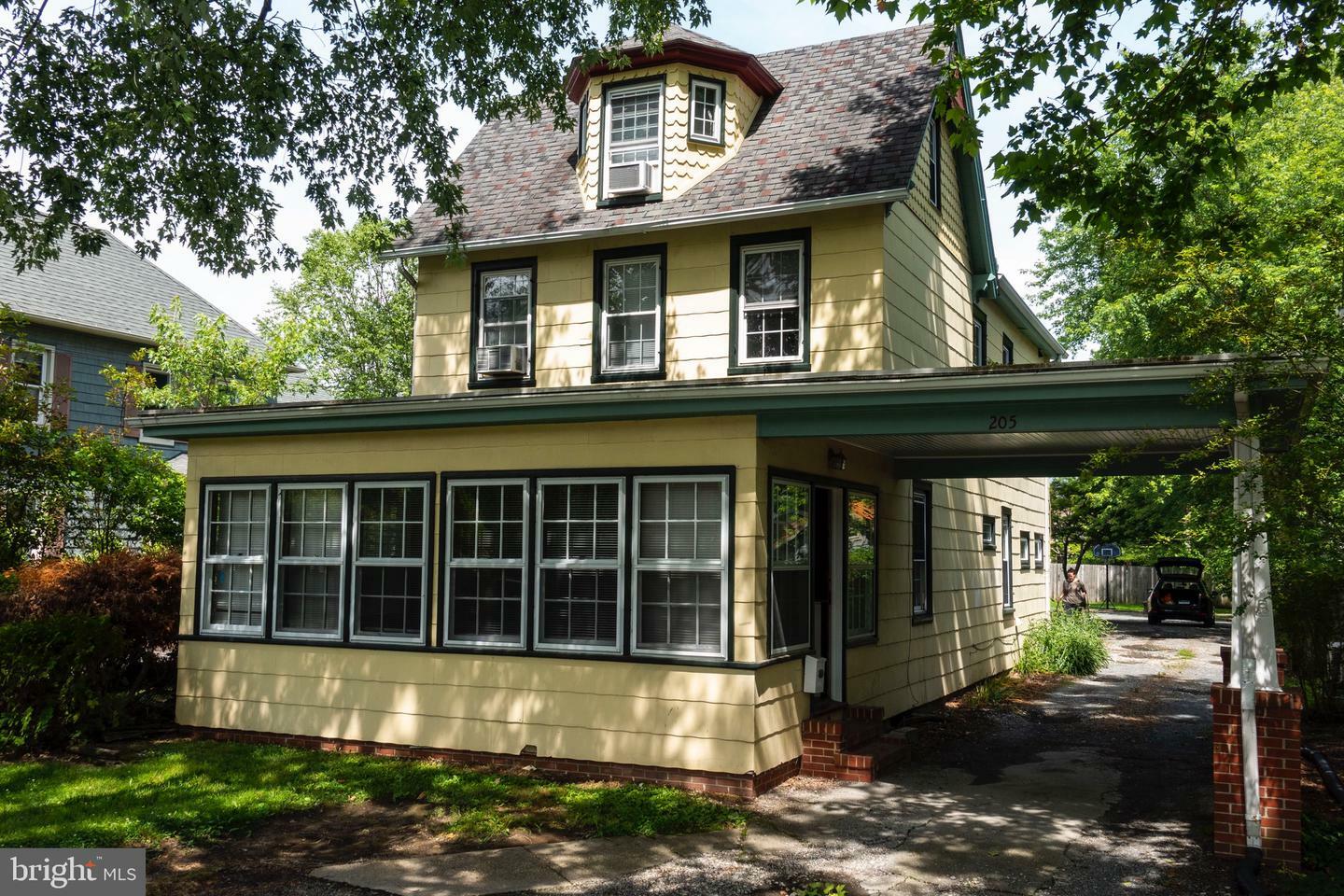 Property Photo:  205 Washington Avenue  MD 21620 