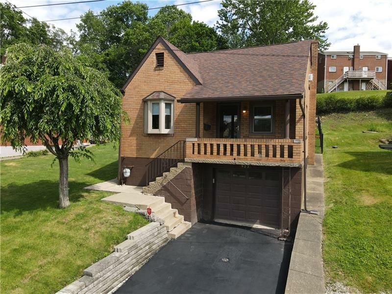 Property Photo:  923 4th St  PA 15035 