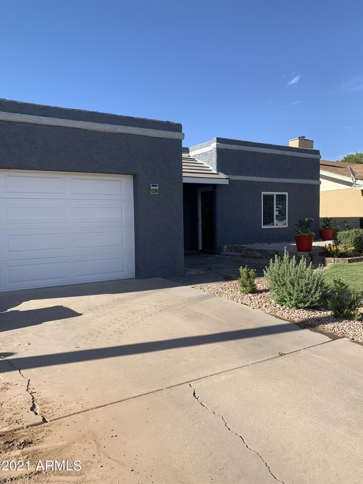 Property Photo: 1238 E McLellan Road AZ 85203