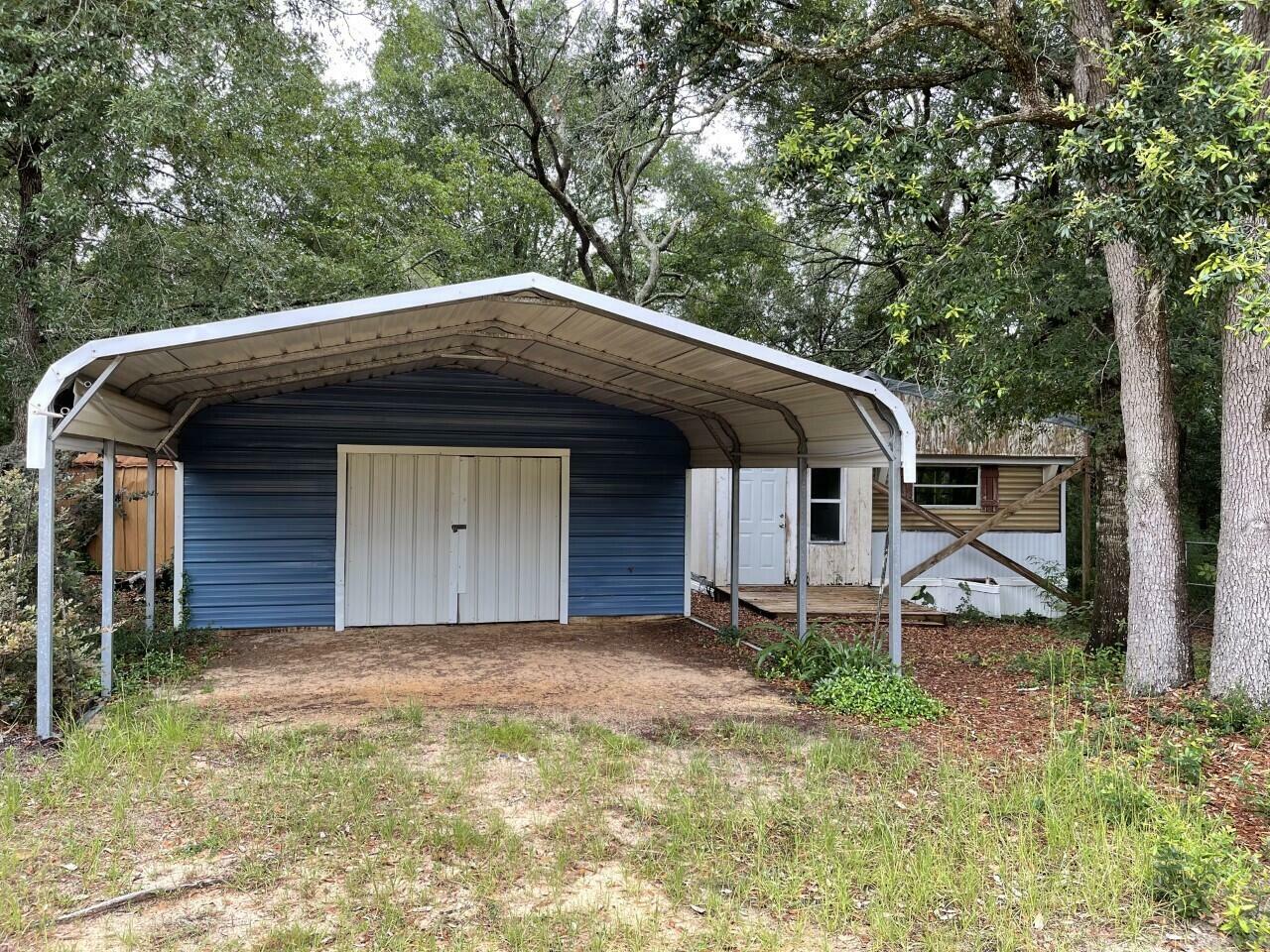 Property Photo:  134 Double L Road  FL 32433 