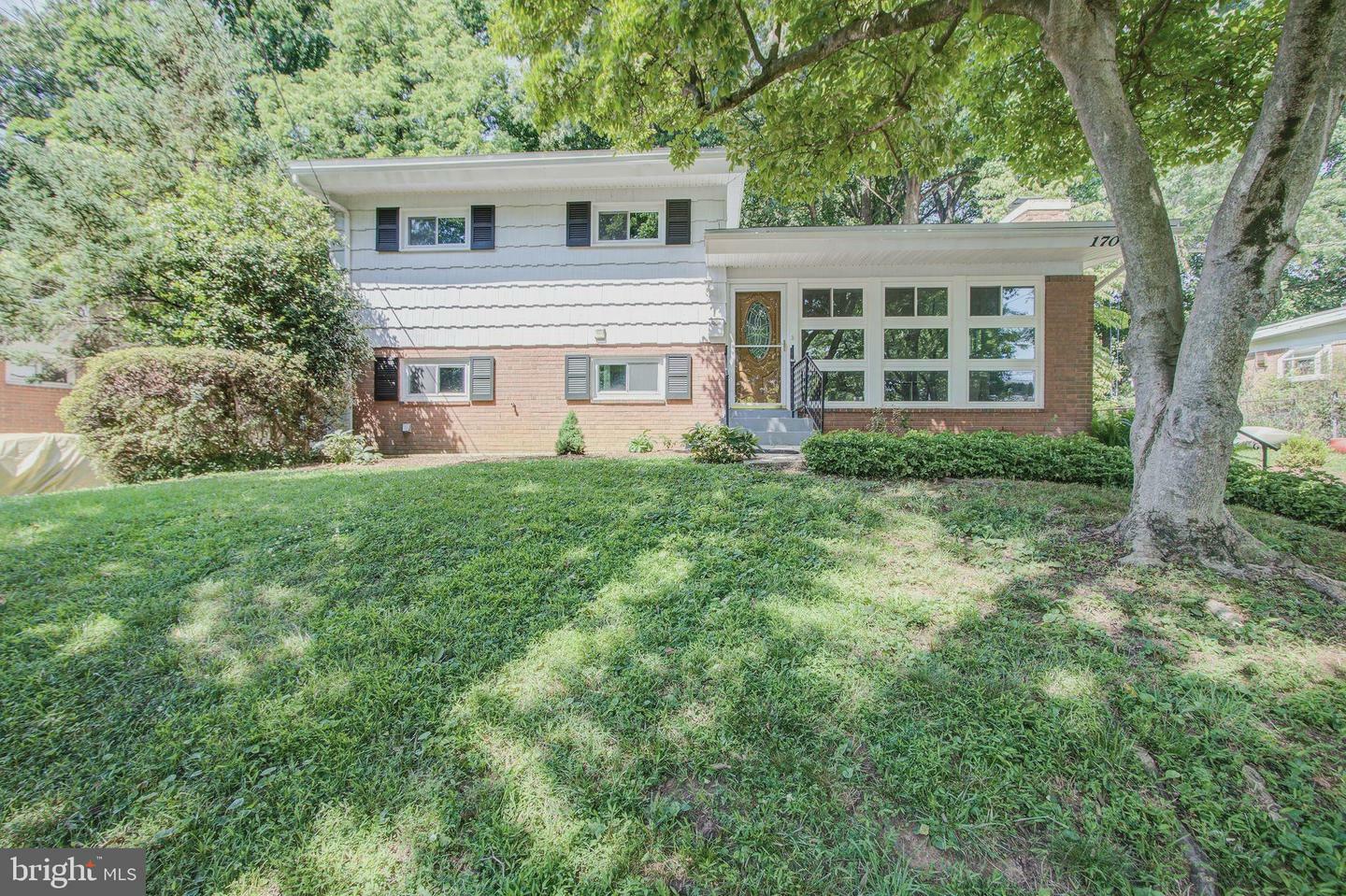 Property Photo:  1707 Tweed Street  MD 20851 