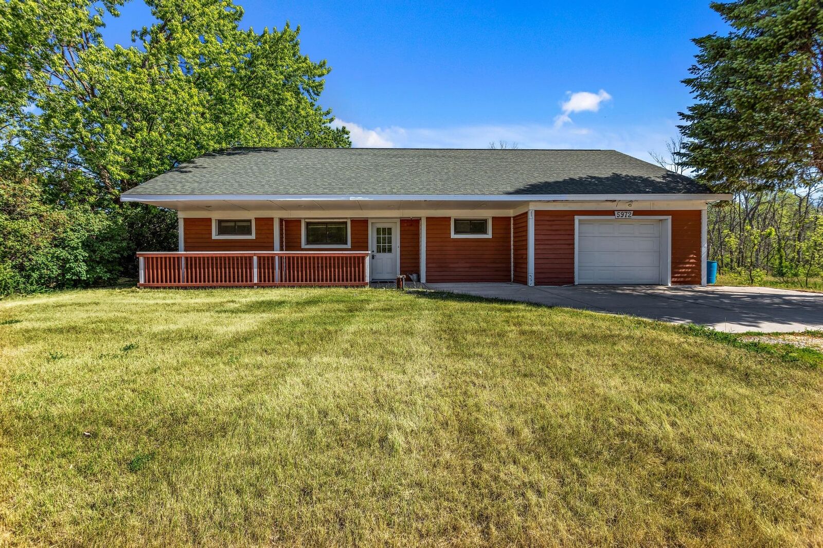 Property Photo: 5972 State Highway 60 WI 53027