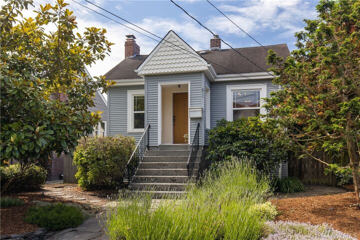 811 NW 56th St  Seattle WA 98107 photo