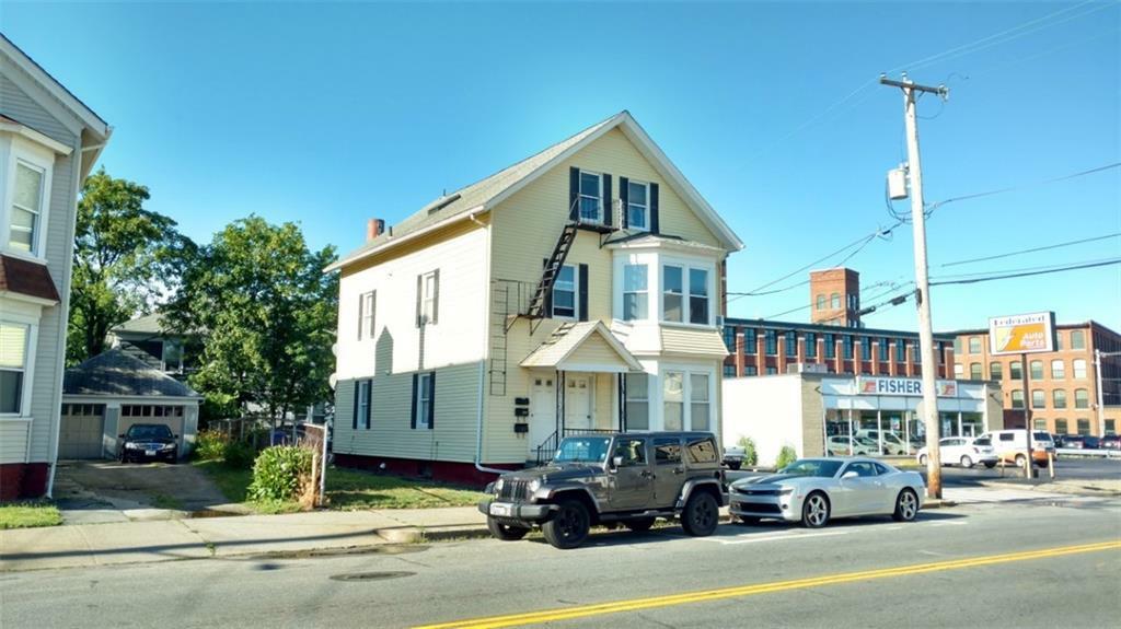 Property Photo: 441 Central Av RI 02861