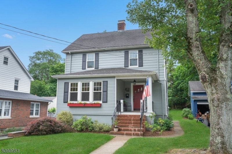 Property Photo:  27 Elliott St  NJ 07960 