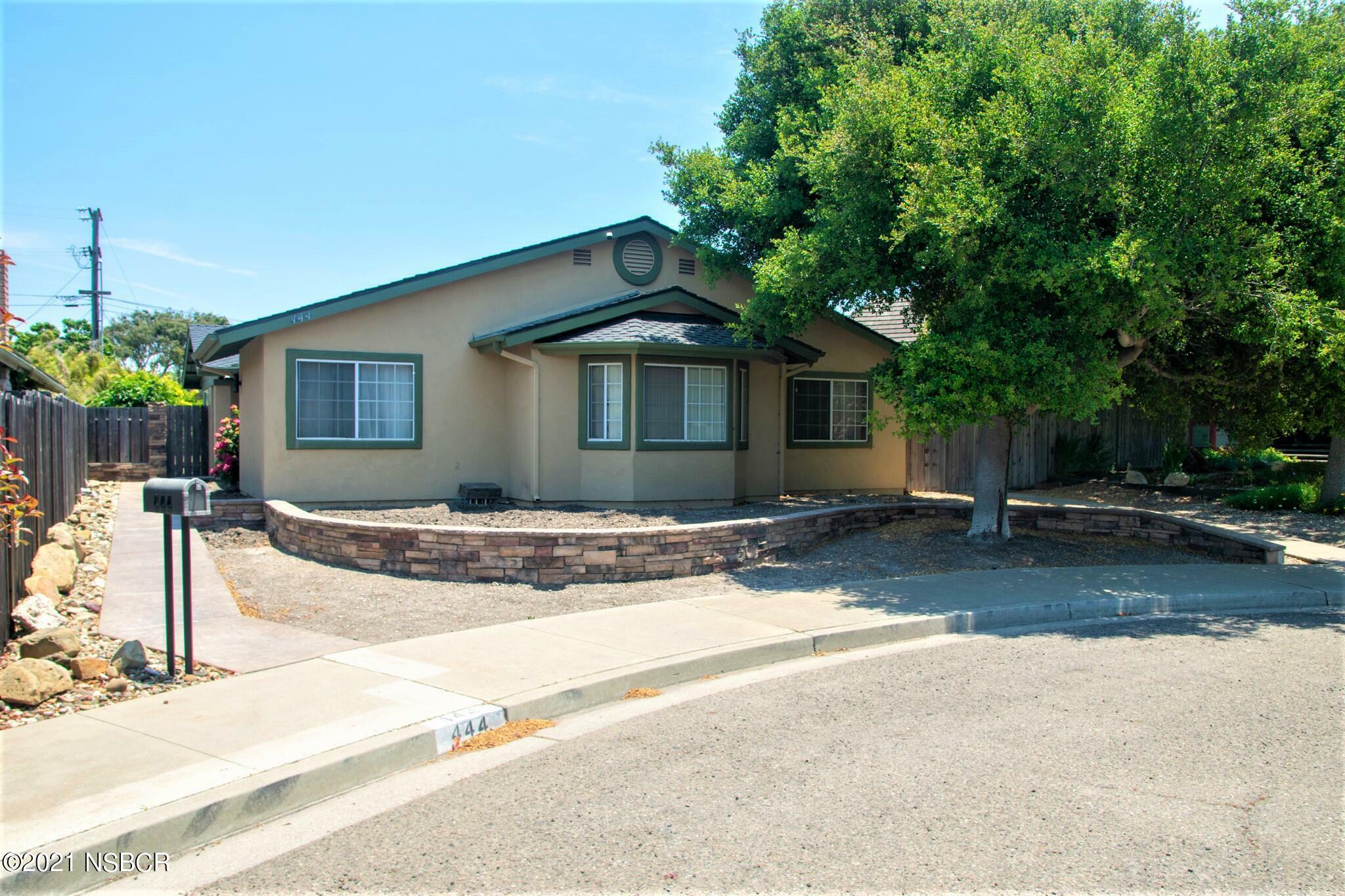 Property Photo:  444 S N Street  CA 93436 