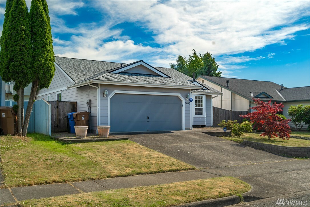 Property Photo: 5030 38th St Ct NE WA 98422