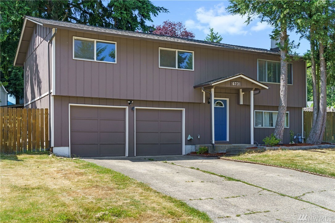 Property Photo: 6731 Helena Dr NE WA 98311