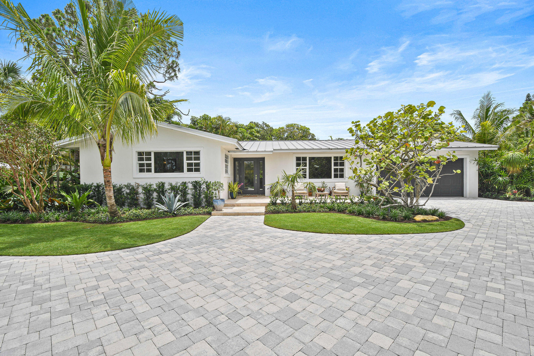 Property Photo:  19469 Pinetree Drive  FL 33469 