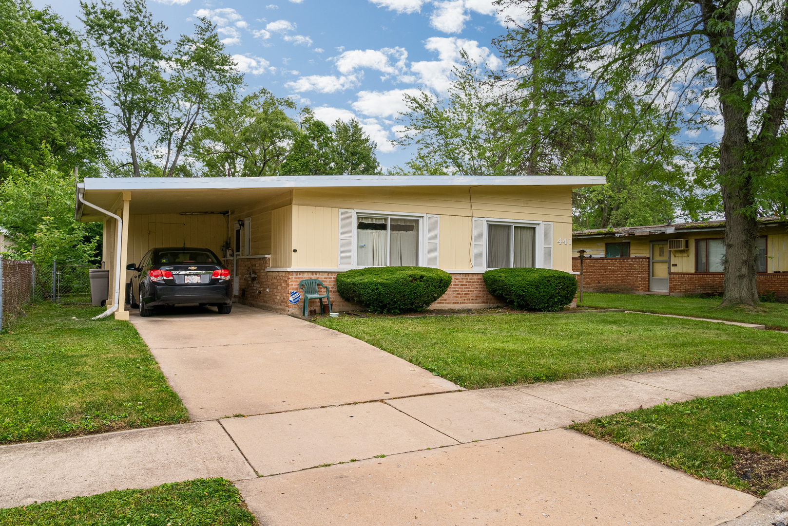 Property Photo:  441 Tomahawk Street  IL 60466 