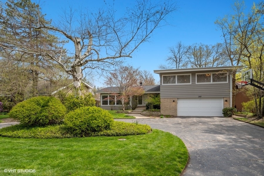 Property Photo:  2881 Idlewood Lane  IL 60035 