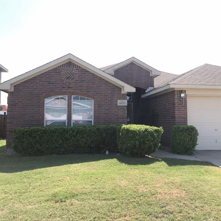 Property Photo:  9637 Orinda Drive  TX 76108 