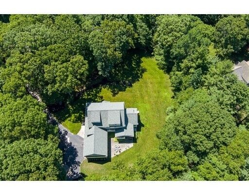 Property Photo:  9 Woodstone Road  MA 01532 