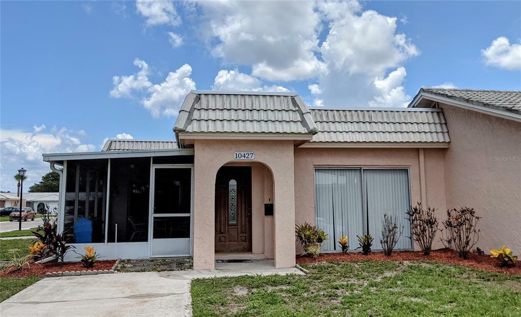 Property Photo:  10427 Azalea Park Drive N 4  FL 33782 