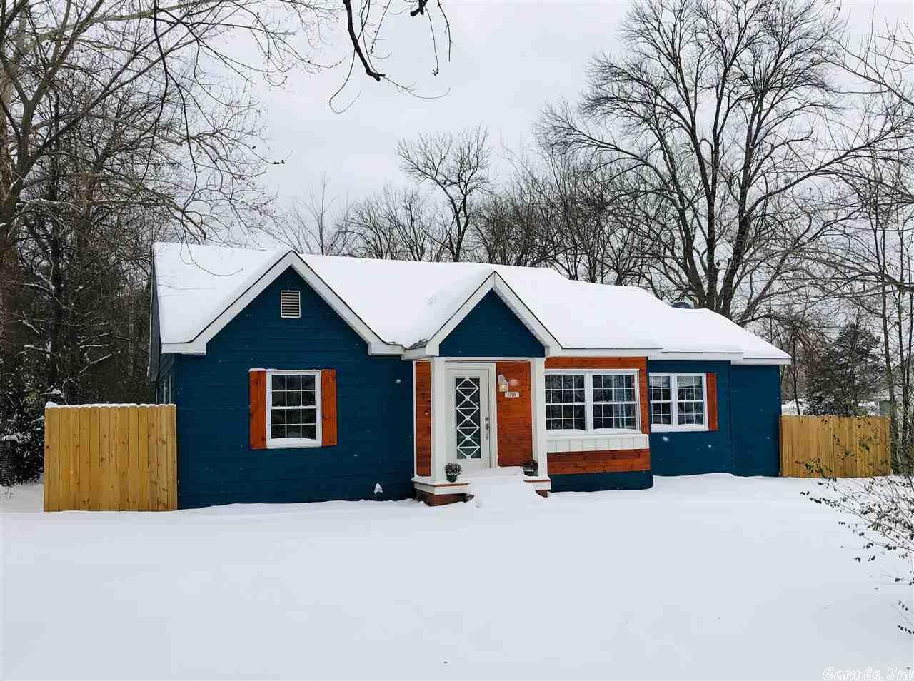 Property Photo: 1708 S Boston Place AR 72801