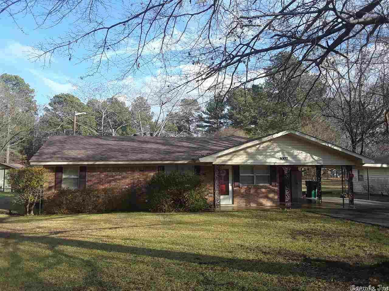 Property Photo:  3007 Kaydon Road  AR 71603 