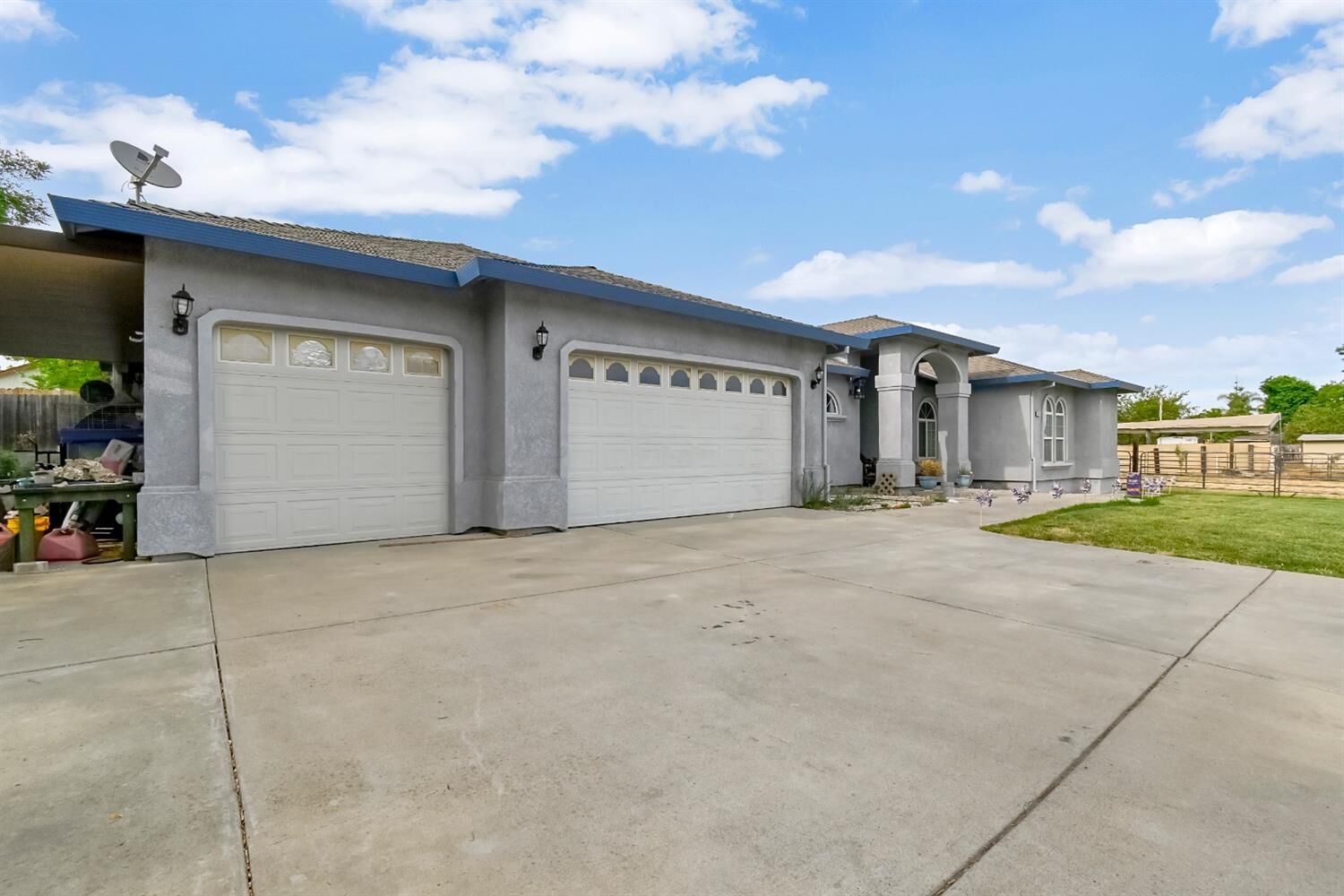 Property Photo: 7440 6th Street CA 95673