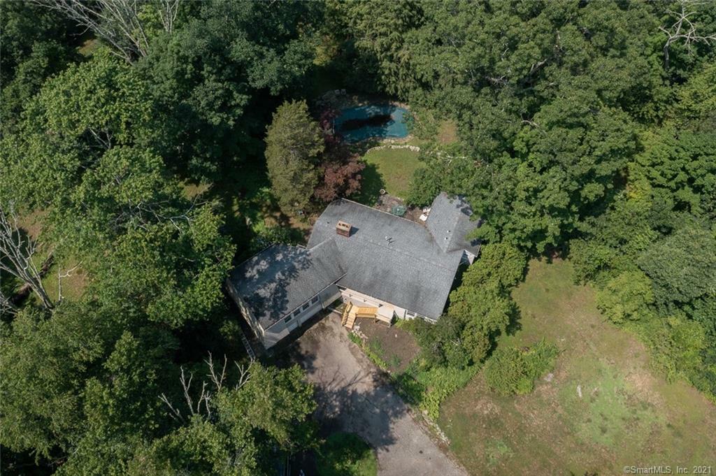Property Photo: 2735 North Street CT 06824