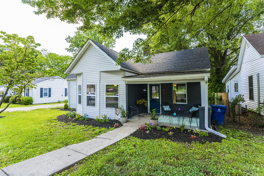 Property Photo:  106 Walnut Street  KY 40403 