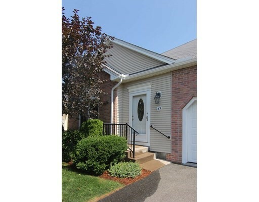 Property Photo: 43 Wynnfield Circle 43 MA 01077