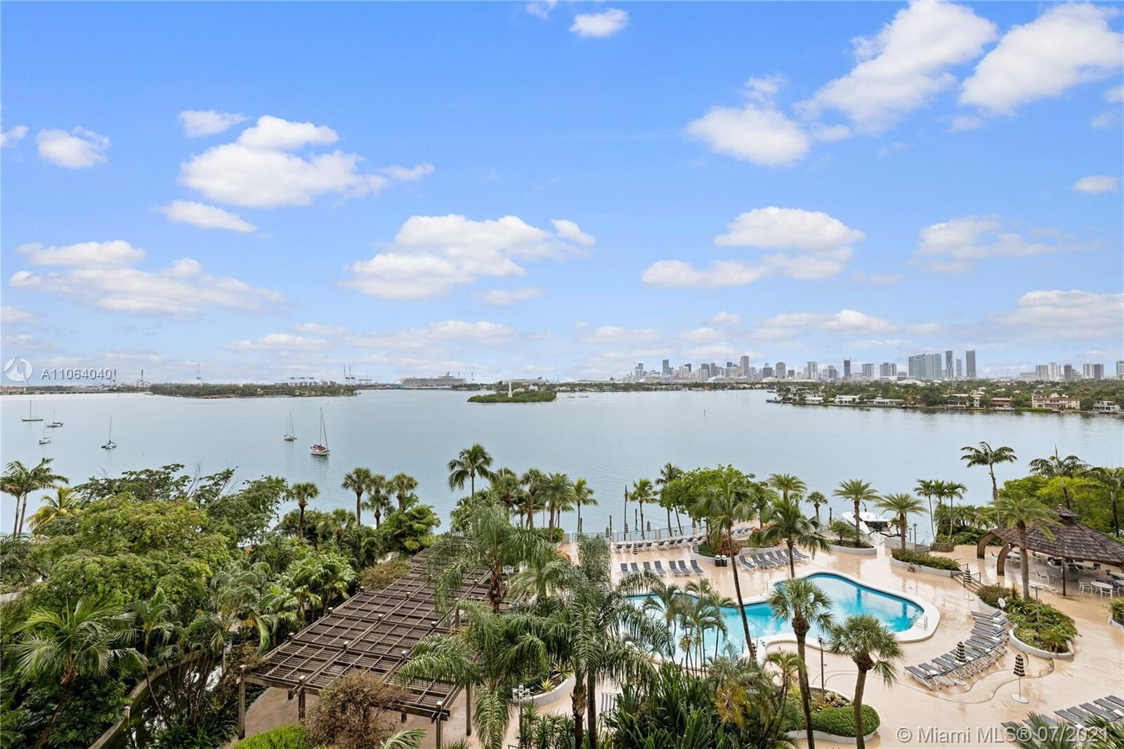 Property Photo:  9 Island Ave 902  FL 33139 