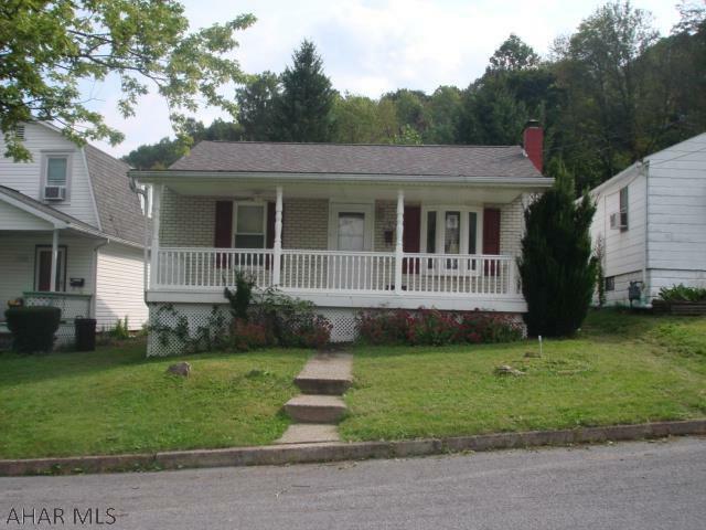 1302 Hamilton Avenue  Tyrone PA 16686 photo