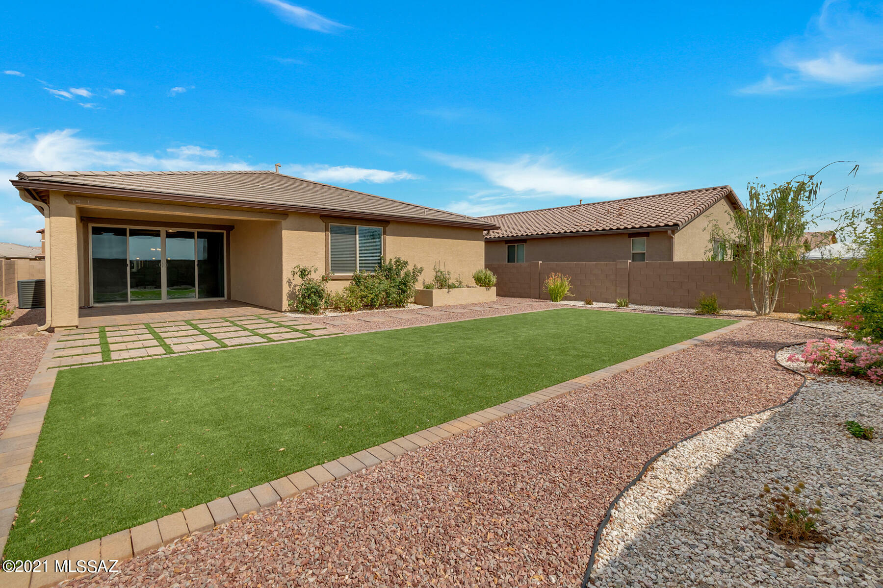 Property Photo: 12173 N Lazy River Drive AZ 85653