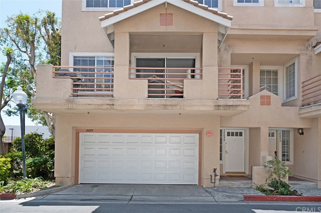 Property Photo:  14099 Lemoli Avenue  CA 90250 