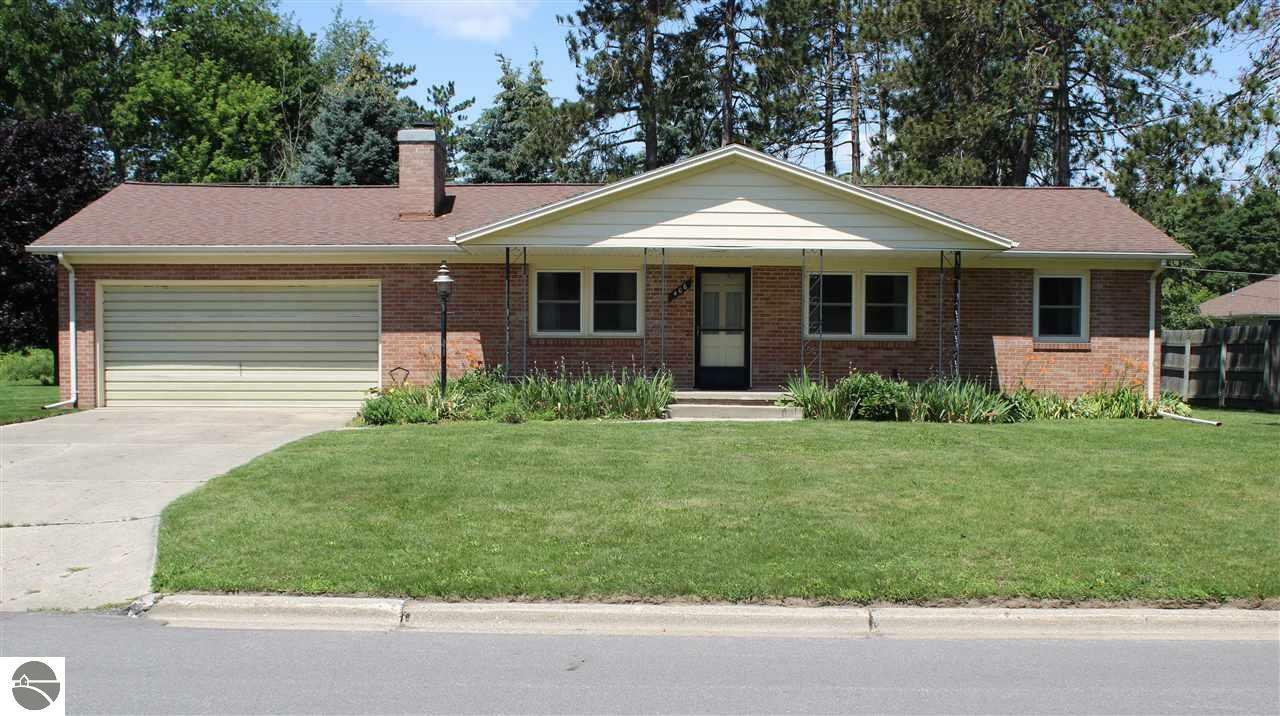 Property Photo:  406 Devon Drive  MI 48880 