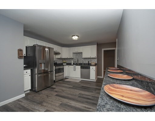 Property Photo: 115 River Street 1 MA 01832