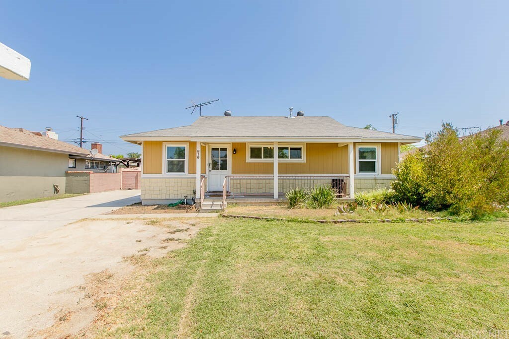 Property Photo:  816 W G Street  CA 91762 