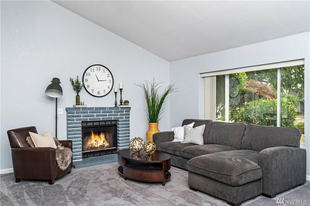 Property Photo: 1920 SW 325th Place WA 98023